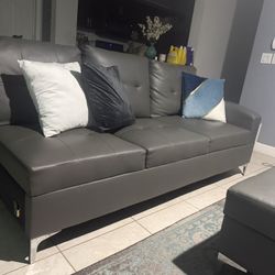 Moving Selling Furniture 