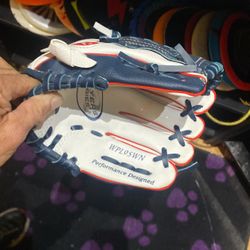Rawlings Baseball Glove