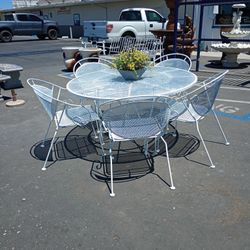 Vintage Patio Sets, Fountains And Yard Art