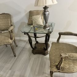 Living Room Accent Chairs And Glass Table