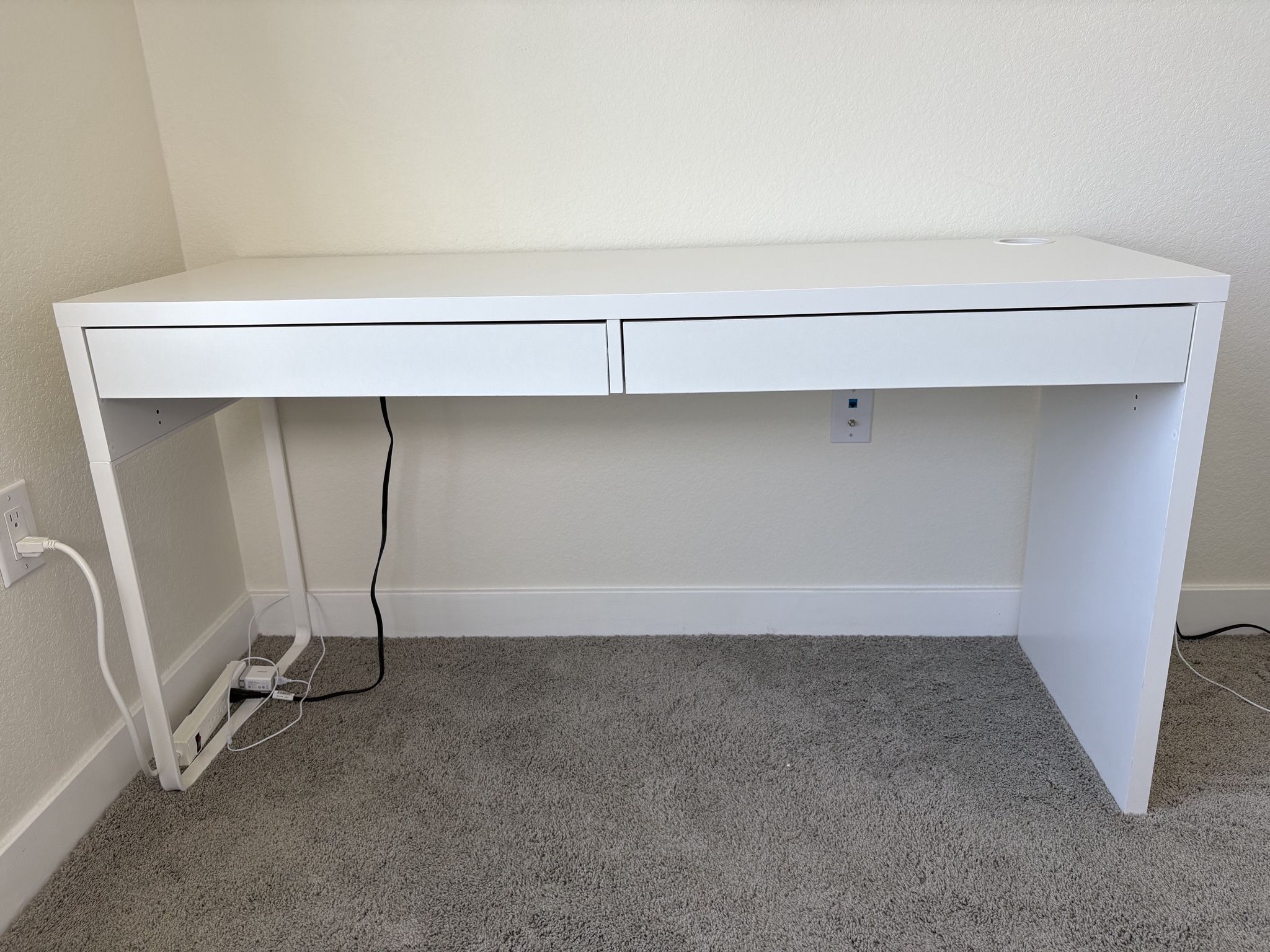 IKEA MICKE Desk White