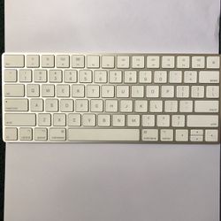 Apple Magic Keyboard