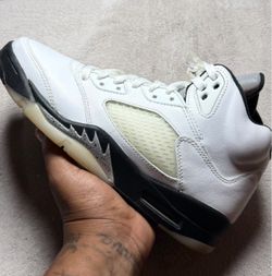 Jordan 5 size 9