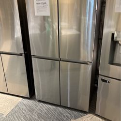 Samsung - 23 cu. ft. 4-Door Flex French Door Counter Depth Smart Refrigerator with Beverage Center - Stainless Steel 