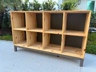 8 Compartment Shelve