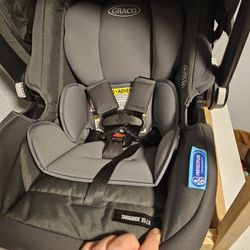 Graco Snugride 35 LX Infant Carseat 