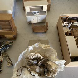 Doll House Furniture 