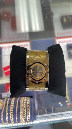 gucci watch