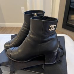 Chanel Boots 