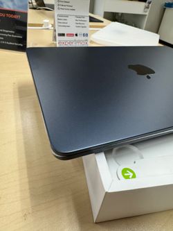 MacBook Air M3 2024 256 GB SSD 8GB Ram Midnight blue