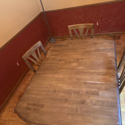 Dining Table With 4 Matching Chairs