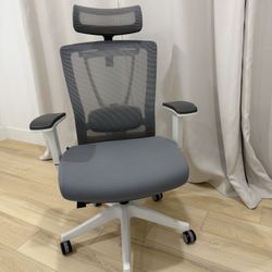 Autonomous Ergochair