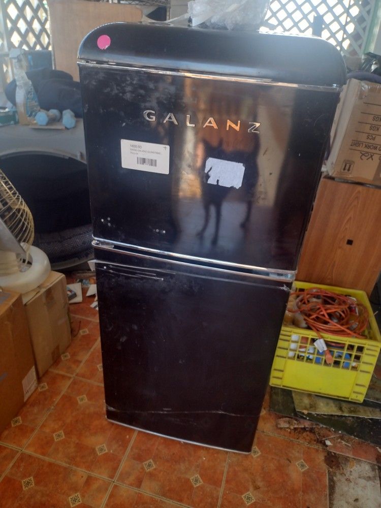 Mini Fridge