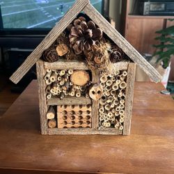 Mason Bee House. Insect Hotel.