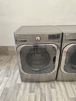 LG washer laundry