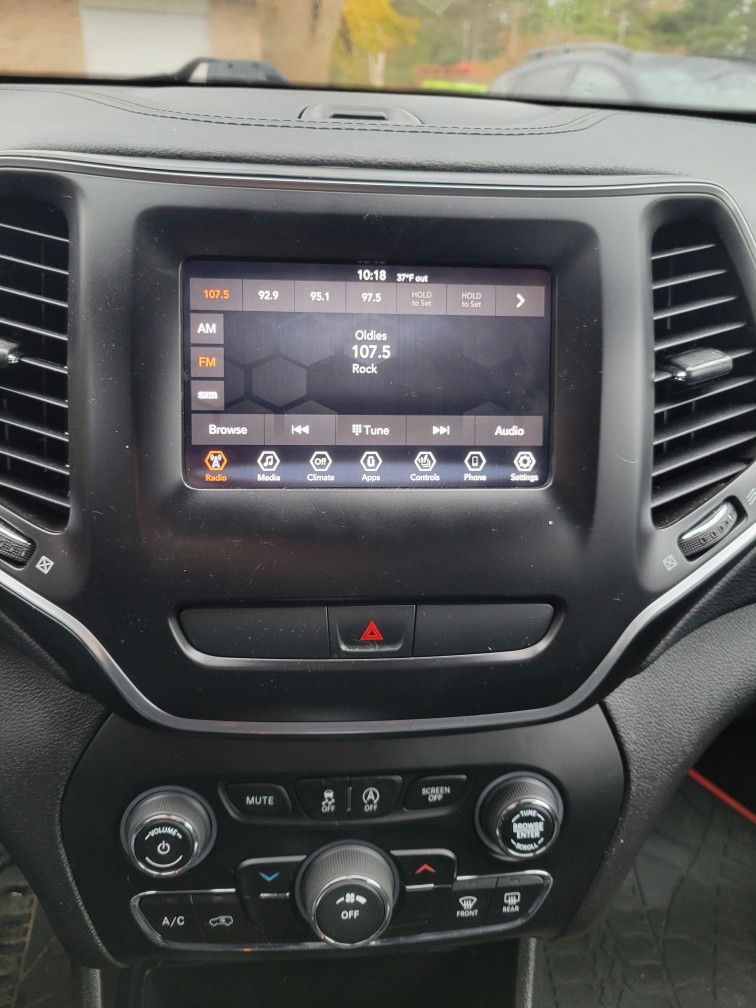 Jeep Factory Radio/Control Center