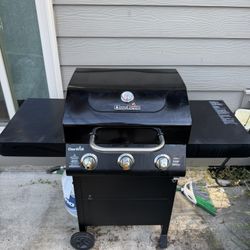 Grill W/ Propane Tank 