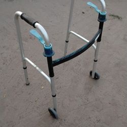 Walker Adults Complete with two front wheels