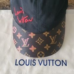 Louis Vuitton Fall In Love Hat 