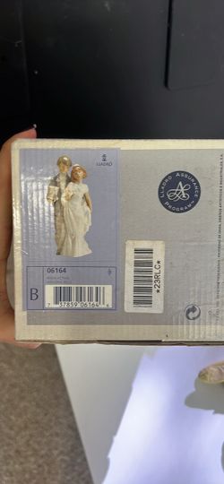 Lladró Wedding Bells Figurine #06164