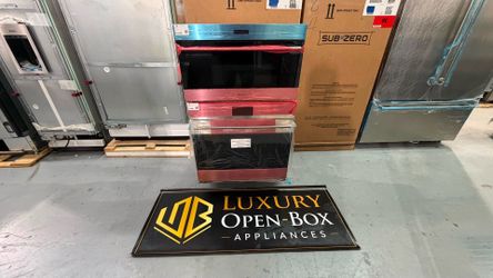 🔥 NEW OPEN BOX – WOLF 30” BUILT-In OVEN COMBO 🔥  Bring professional performance and timeless luxury to your kitchen with this premium Wolf 30” Built