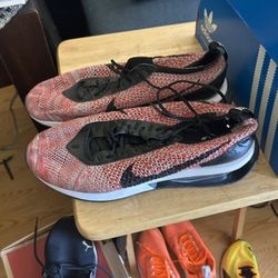 Nike Woman’s Running Used Once Size 9 