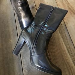 Black Boots