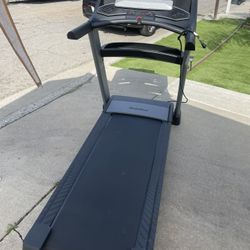 Treadmill 