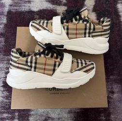 Burberry Shoes