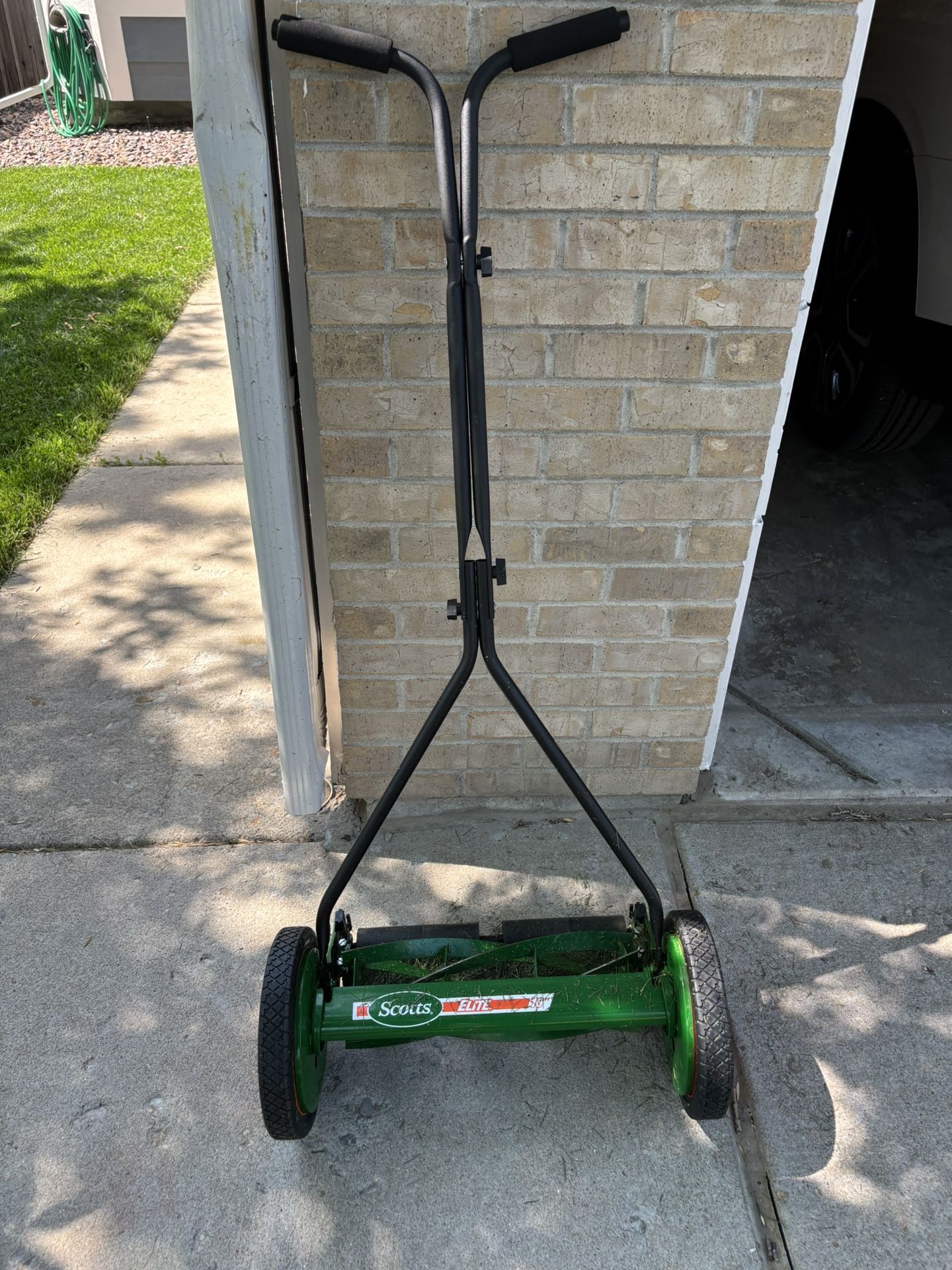 Scott’s Elite 16in Push Mower