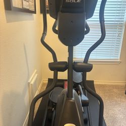 ELLIPTICAL MACHINE