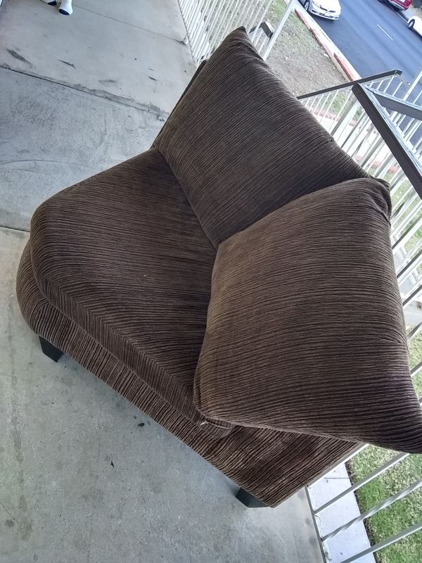 Moving Ing Corner Piece And Ottoman 110 Located National City Moving Ing Corner Piece And Ottoman 110 Located National City Furniture In Ca Offerup