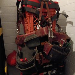 Full Set Occidental Leather Pouches W/Suspenders