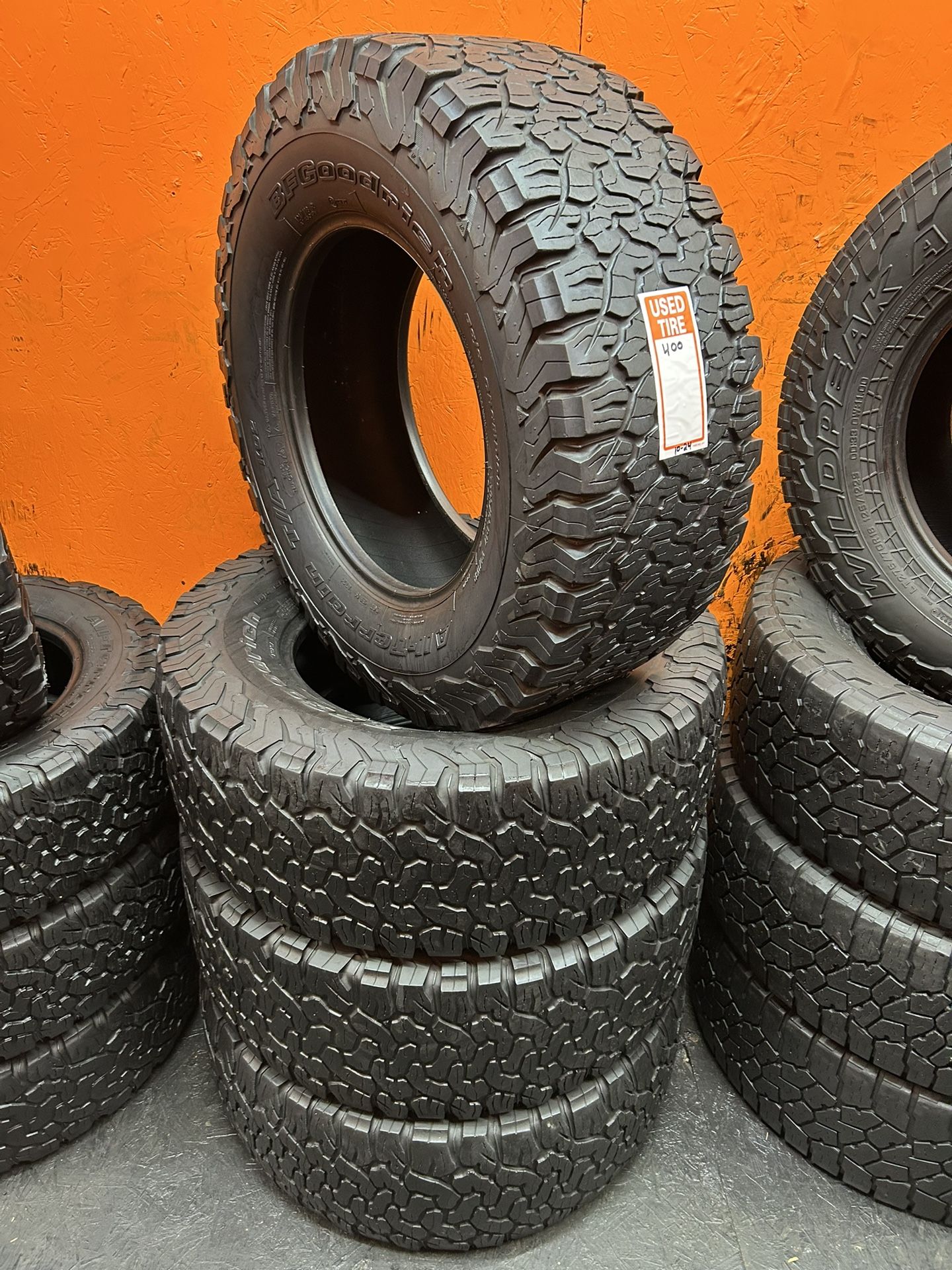 305/65R17 BF Goodrich Ko2 A/T Full Tire Set