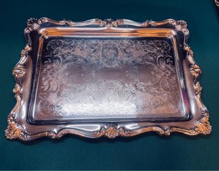 Lovely Oneida silversmiths silver plate rectangular ornate tray