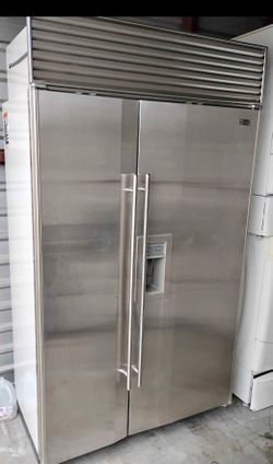 Sub-Zero Side-by-Side Refrigerator 48 inches