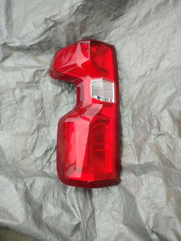 2021 Silverado Left Tail Light