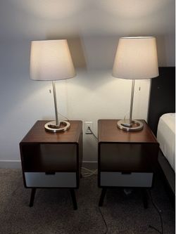 Modern Bedroom Nightstands with Matching Lamps