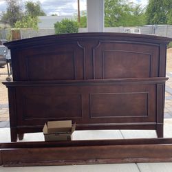 Cal King Bed With Box Spring And Mattress 