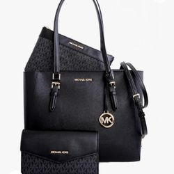 Michael Kors 3 In One Purse