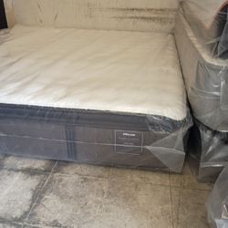 🔥🔥🔥 $599 Eastern King Stearns And Foster Mattress Available $599 🔥🔥🔥