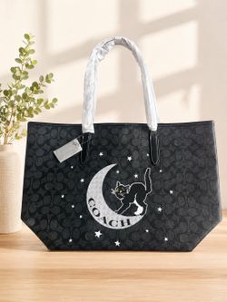 Coach Tote Bag ( Signature Canvas Halloween Graphic)