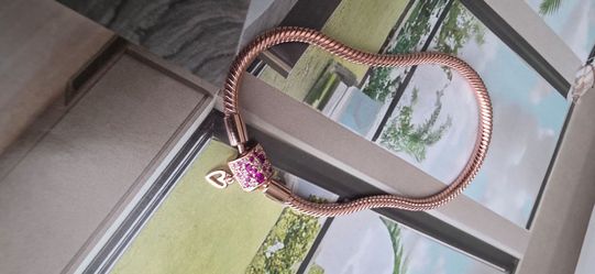 Pandora Rose Gold Moments Bracelet sz  19
