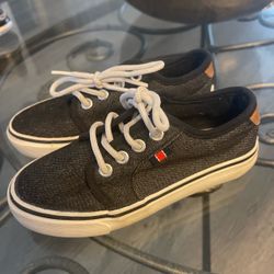 Dark Denim Low-Top Canvas Sneakers POlO ASSN size 12 boys