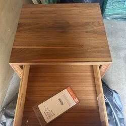 Side table/night stand