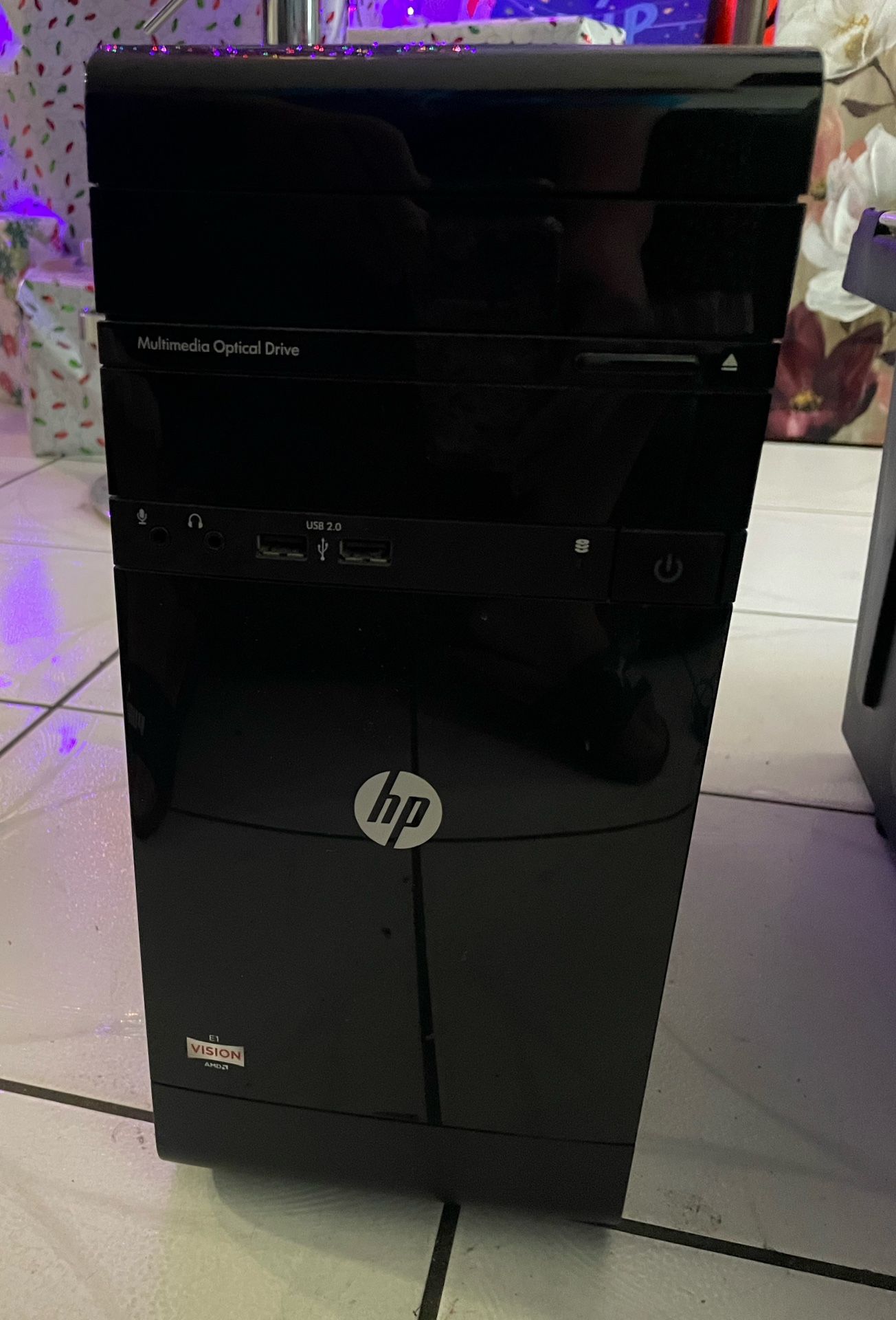 Complete Set Of Computer Desktop $270