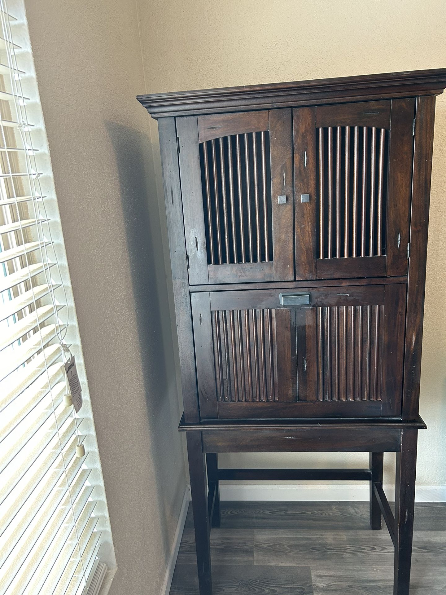 Desk / Media Console