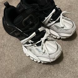 Adidas XLG Runner Men’s 11.5