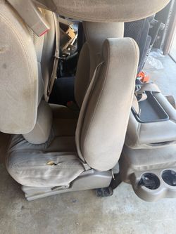 99-2006 tan chevy silverado 1500 seats
