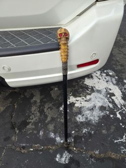 💀 Skull Walking Stick / Cane with Red Eyes – Gothic Style